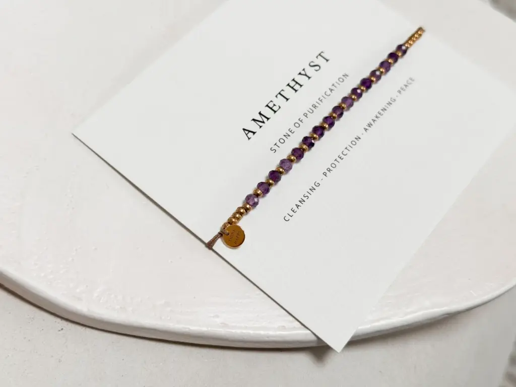 Think-Happy-Lucia-Armband-Amethyst-2.webp